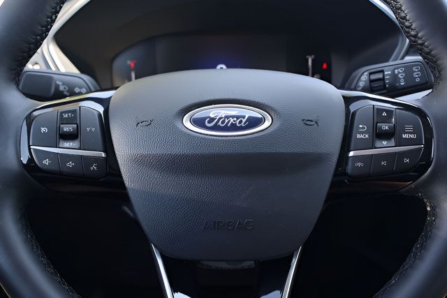 Used 2023 Ford Escape Active AWD/4WD image 18