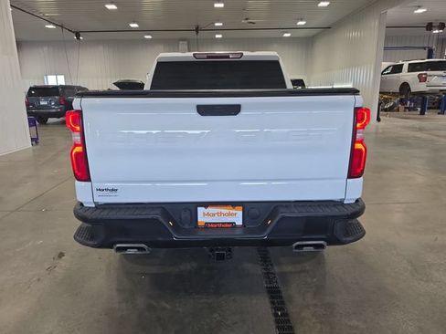 Used 2021 Chevrolet Silverado 1500 LT Trail Boss w/ Bed Protection Package AWD/4WD image 7