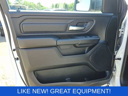 Used 2025 RAM 1500 Warlock AWD/4WD image 13