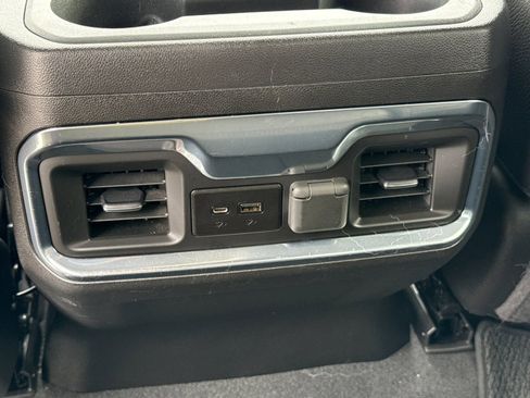 Used 2022 GMC Sierra 2500 Denali w/ Denali Ultimate Package image 13