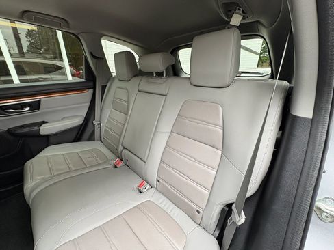Used 2018 Honda CR-V Touring image 21