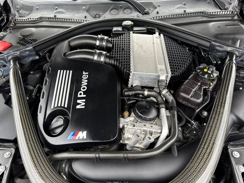 Used 2020 BMW M4 Convertible w/ Competition Package image 34