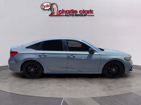 Used 2024 Honda Civic Sport image 6