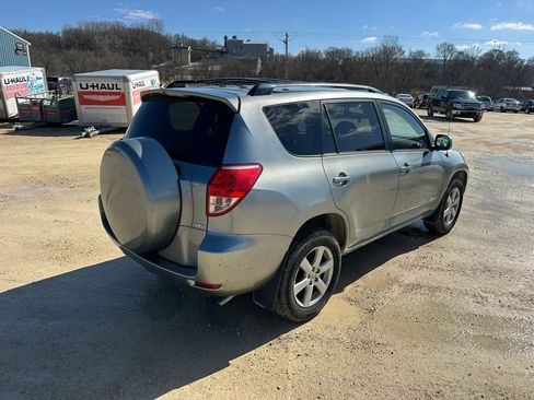 Used 2006 Toyota RAV4 Limited image 6