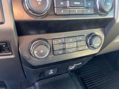 Used 2020 Ford F250 XL w/ STX Appearance Package image 11