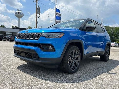 New 2025 Jeep Compass Limited w/ Sun and Sound Group image 7
