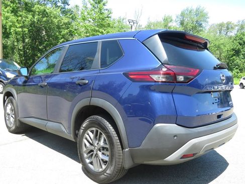 Used 2023 Nissan Rogue S AWD/4WD image 7