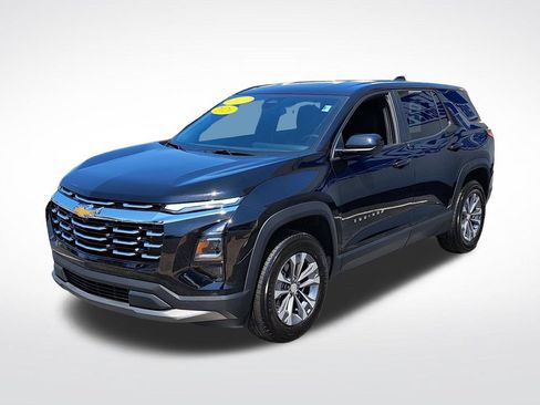 Used 2026 Chevrolet Equinox LT w/ Convenience Package II FWD image 4