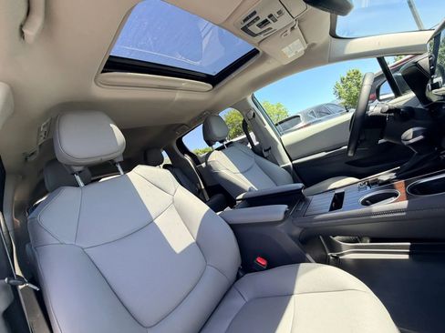Used 2024 Toyota Sienna XLE w/ XLE Plus Package AWD/4WD image 26