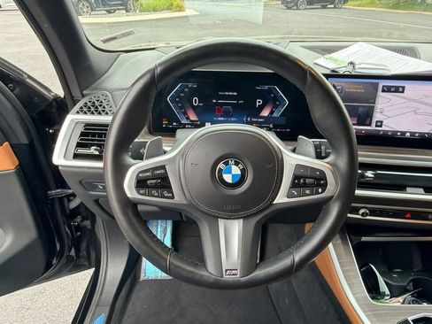 Used 2024 BMW X5 xDrive40i w/ M Sport Package AWD/4WD image 13