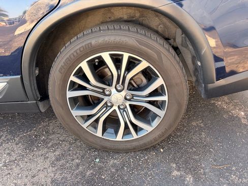 Used 2017 Mitsubishi Outlander ES FWD image 7