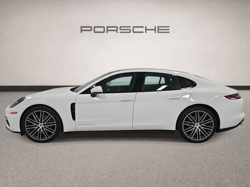 Certified 2020 Porsche Panamera RWD image 2