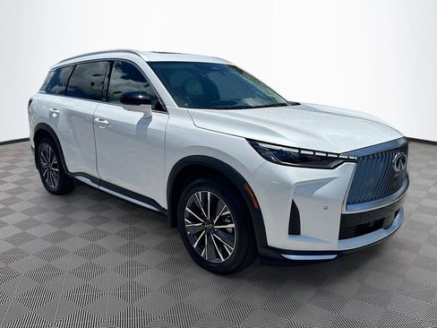 Certified 2026 INFINITI QX60 Luxe w/ Cargo Package FWD image 4