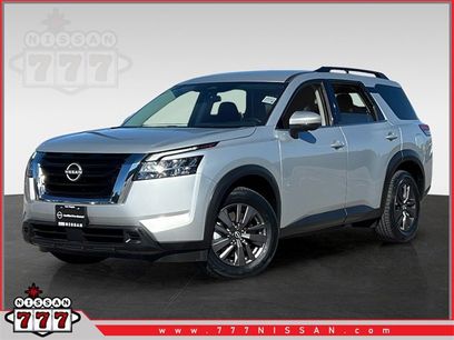 Certified 2022 Nissan Pathfinder SV