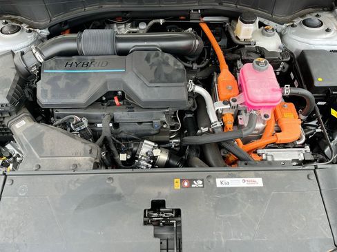 Certified 2025 Kia Sorento EX image 33