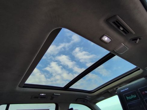 Certified 2022 Cadillac Escalade Sport Platinum w/ LPO, Floor Liner Package image 22