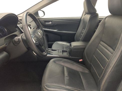 Used 2017 Toyota Camry XLE FWD image 17