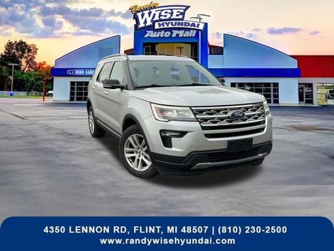 Used 2018 Ford Explorer XLT w/ Equipment Group 201A AWD/4WD image 1