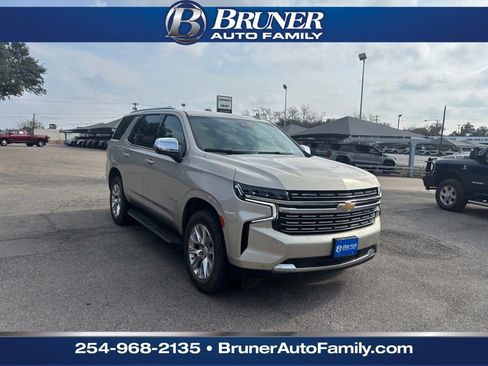 Used 2023 Chevrolet Tahoe Premier image 3