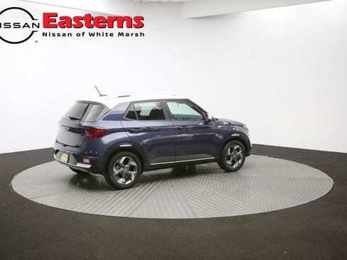 Used 2023 Hyundai Venue Limited image 72