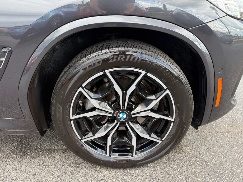 Used 2022 BMW X4 xDrive30i w/ M Sport Package 2 AWD/4WD image 37