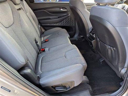 Used 2019 Hyundai Santa Fe SEL image 34