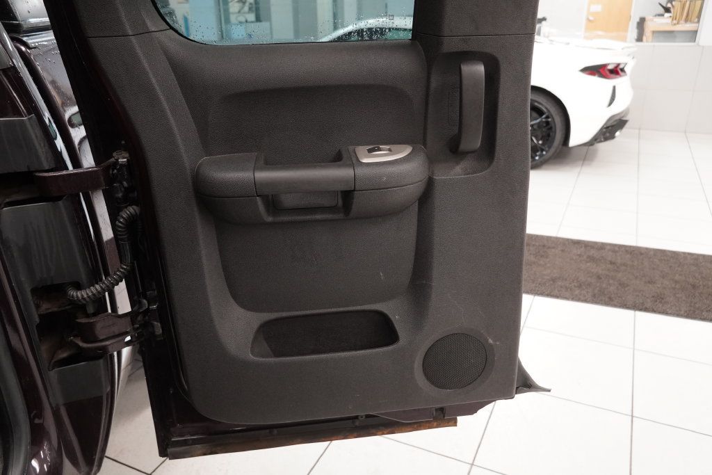 Used 2008 Chevrolet Silverado 1500 LT w/ Power Pack Plus RWD image 24