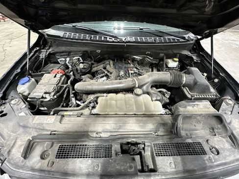 Used 2024 Ford Expedition Max XLT image 21