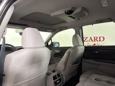 Used 2020 Honda Pilot Touring image 14