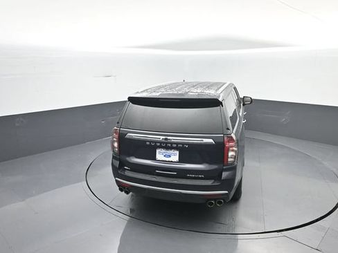 Used 2023 Chevrolet Suburban Premier AWD/4WD image 30