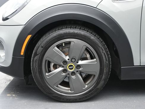 Used 2020 MINI Cooper SE w/ 6.5" Touchscreen Package image 27