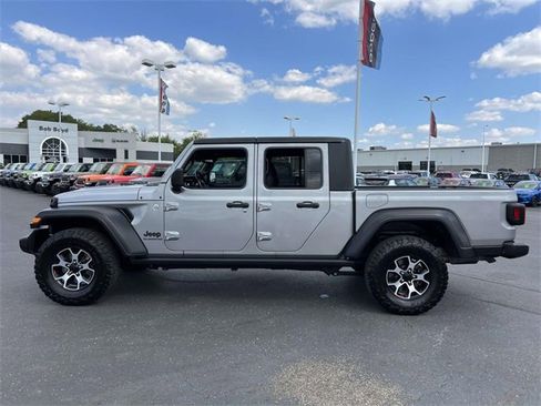 Used 2020 Jeep Gladiator Sport w/ Quick Order Package 24S image 4