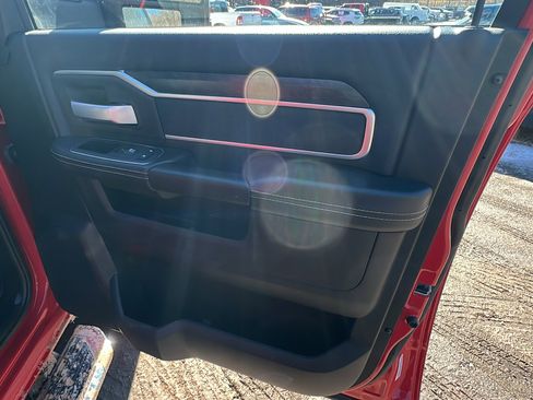 Used 2024 RAM 2500 Big Horn w/ Bed Utility Group image 18