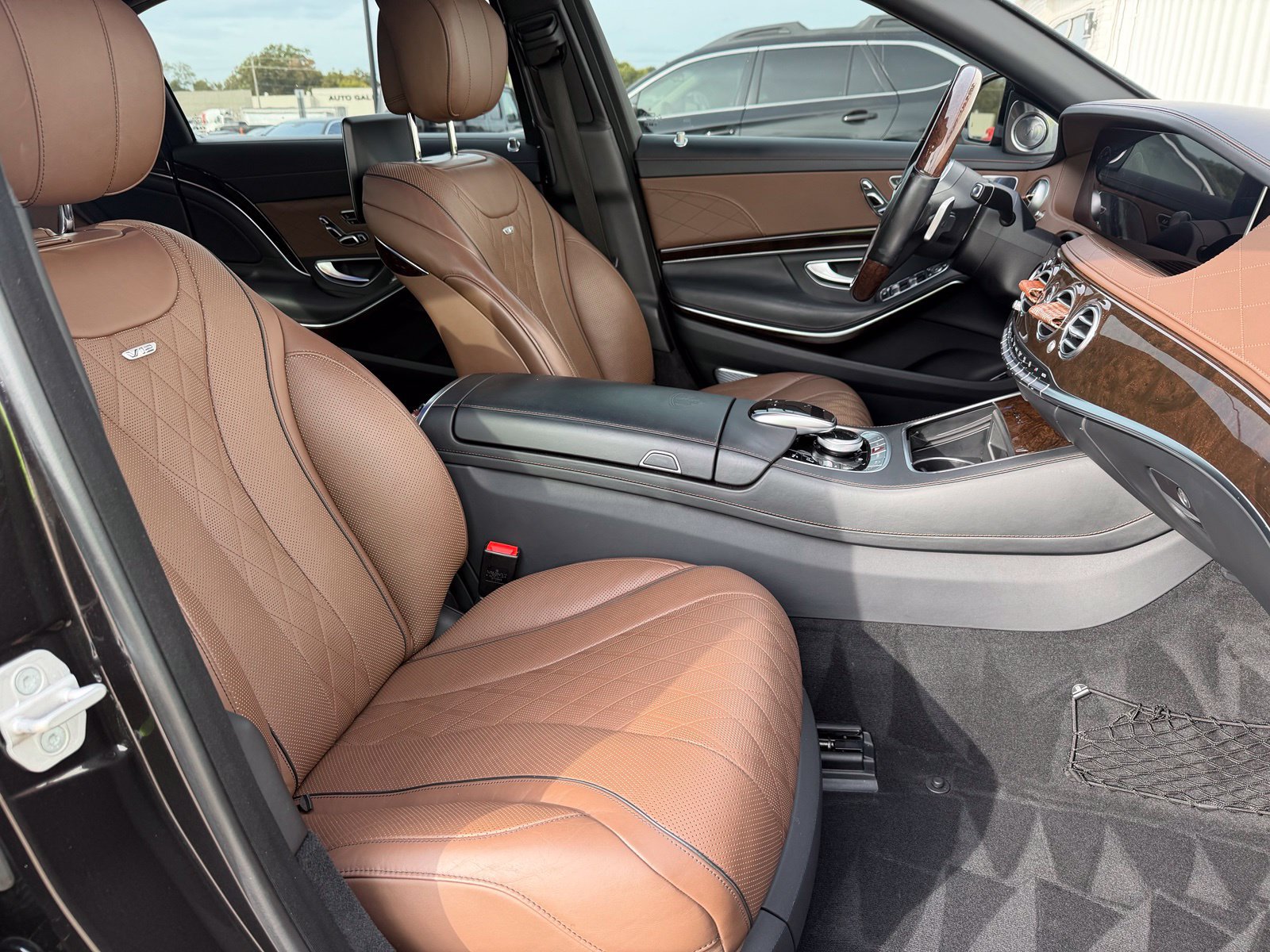 Used 2018 Mercedes-Benz Maybach S 650 image 38