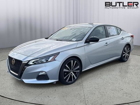 Used 2020 Nissan Altima 2.5 SR image 2