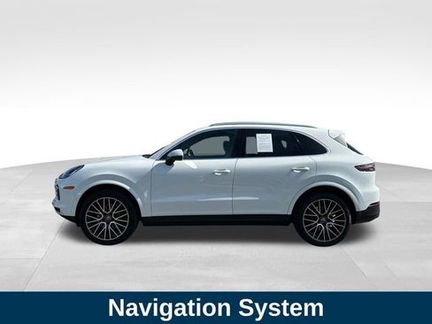 Used 2019 Porsche Cayenne AWD/4WD image 2