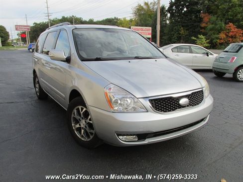 Used 2014 Kia Sedona LX w/ Power Package image 7