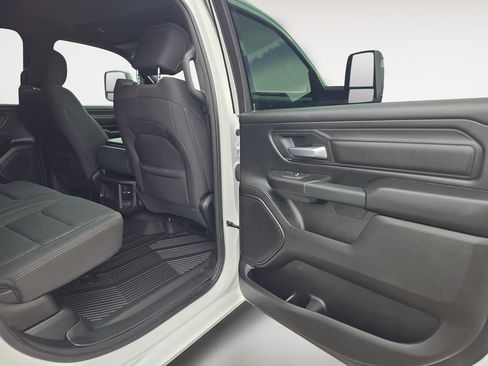 Used 2025 RAM 1500 Tradesman AWD/4WD image 13