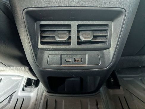 Used 2024 Chevrolet Colorado Z71 w/ Advanced Trailering Package AWD/4WD image 19