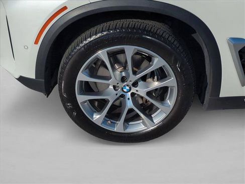 Certified 2026 BMW X5 sDrive40i w/ Premium Package RWD image 26
