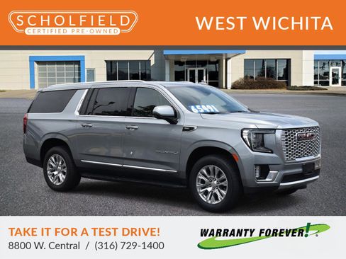 Used 2024 GMC Yukon XL Denali AWD/4WD image 1