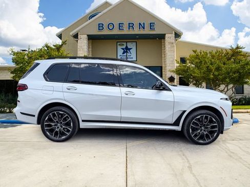 Used 2025 BMW X7 M60i AWD/4WD image 6