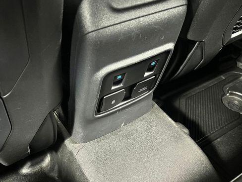 Used 2024 Ford Bronco Black Diamond AWD/4WD image 15