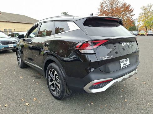 Certified 2023 Kia Sportage EX image 4