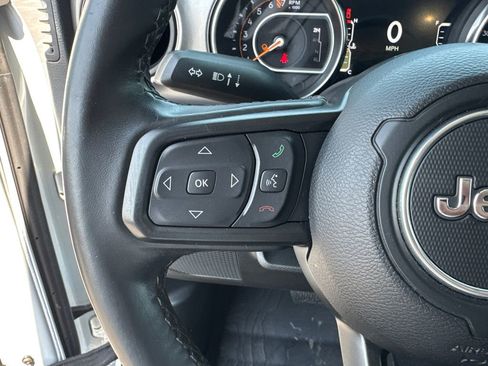 Used 2021 Jeep Gladiator Sport AWD/4WD image 25