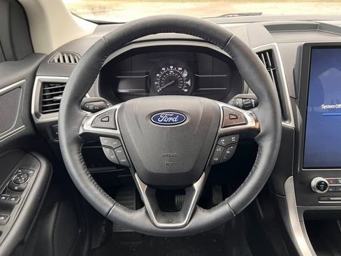 Used 2024 Ford Edge SEL w/ Convenience Package image 15
