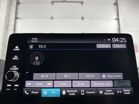 Used 2024 Honda Pilot TrailSport image 31