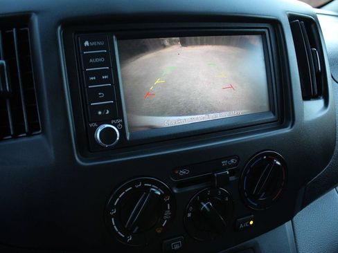 Used 2020 Nissan NV200 SV w/ Sliding Glass Door Package FWD image 23