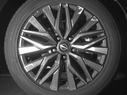 Used 2025 Nissan Altima 2.5 SV FWD image 13