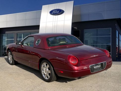 Used 2004 Ford Thunderbird Deluxe image 3